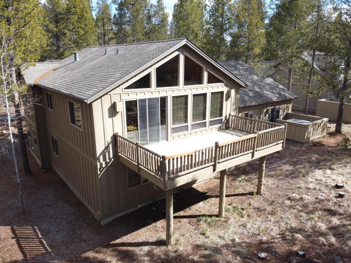 Large 6 Bedroom, Sleeps 16, A/C, Sharc Passes, Hot Tub * Sunriver